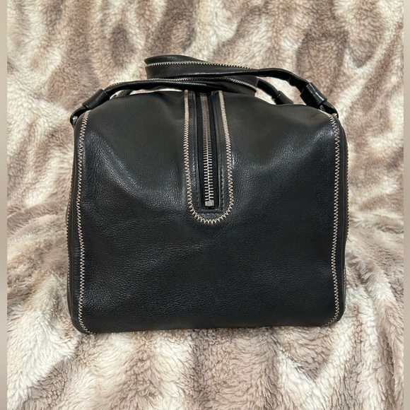 Chanel black lambskin bowler bag - Picture 4 of 7